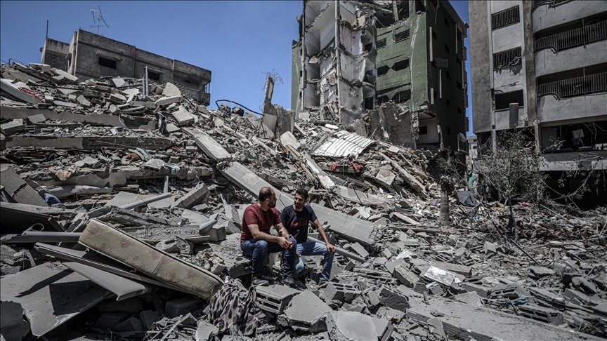 مراكز حقوقية بغزة: إسرائيل ترتكب "جرائم حرب